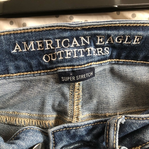 American Eagle high rise jeans - Picture 4 of 5